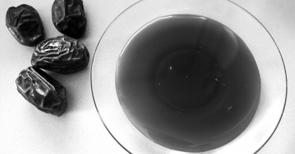 dates-bw